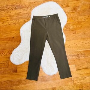 Vince olive green cropped dress pants